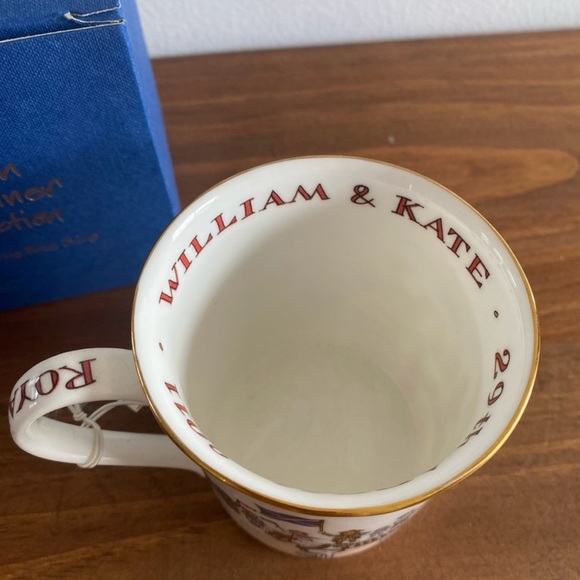 Alison Gardiner Collection - William & Kate - Picture 6 of 7